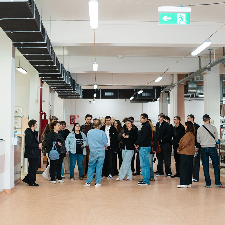 Აკადემია 4